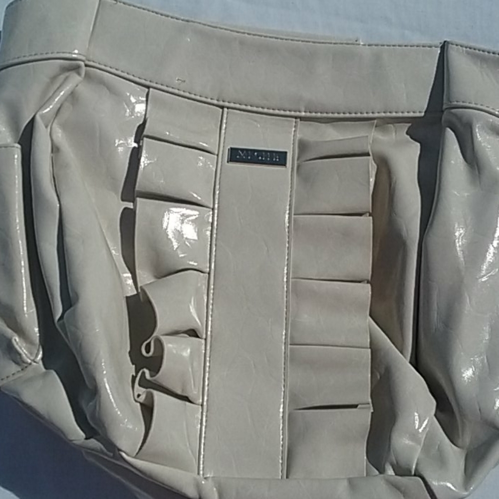🥳 5 for $15 sale items. Demi Shell by Miche